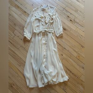 Vintage  Button-Front Midi Dress with Ruffle Collar